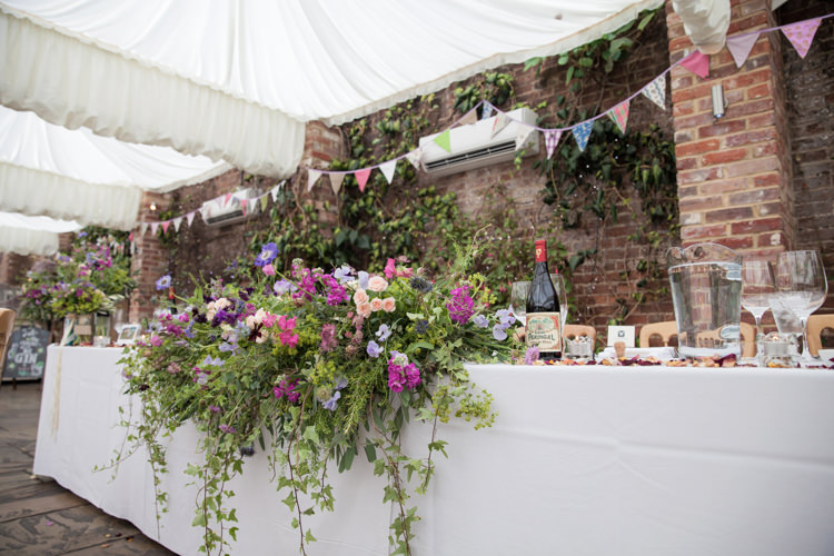 Top Table Flowers Nigella Cornflowers Sweet Peas Stocks Scabious Rosemary Mint Summer Festival Country Estate Wedding http://kerryannduffy.com/