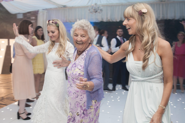 Summer Festival Country Estate Wedding http://kerryannduffy.com/