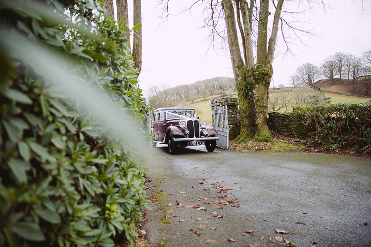 Simple Cosy Country Winter Wedding http://hayleybaxterphotography.com/