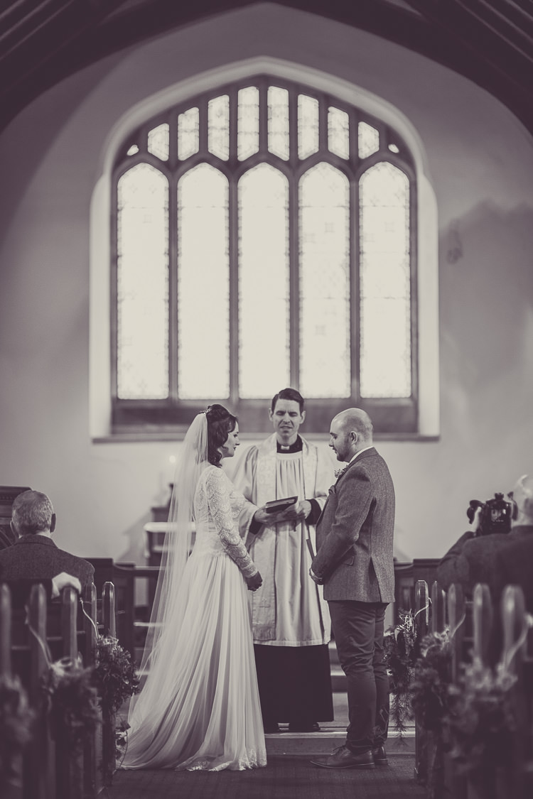 Simple Cosy Country Winter Wedding http://hayleybaxterphotography.com/