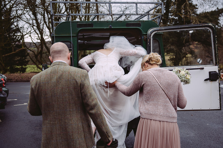 Simple Cosy Country Winter Wedding http://hayleybaxterphotography.com/