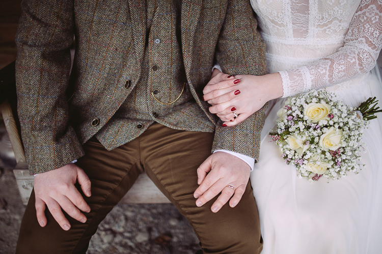 Simple Cosy Country Winter Wedding http://hayleybaxterphotography.com/
