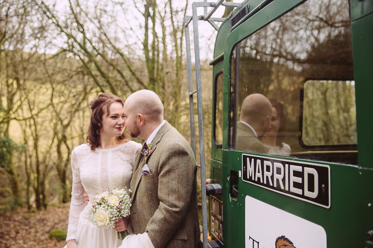 Simple Cosy Country Winter Wedding http://hayleybaxterphotography.com/