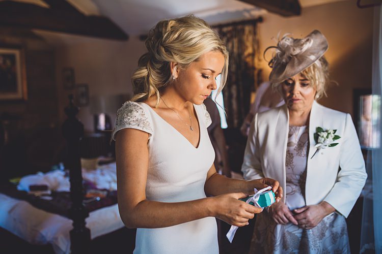Big Stylish Outdoors Glamping Wedding https://www.jessyarwood.co.uk/
