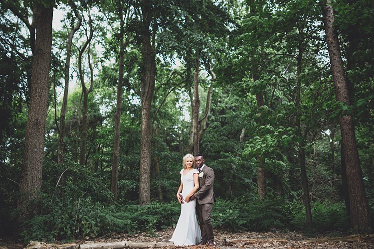 Big Stylish Outdoors Glamping Wedding https://www.jessyarwood.co.uk/