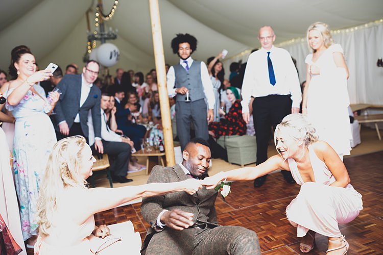 Big Stylish Outdoors Glamping Wedding https://www.jessyarwood.co.uk/