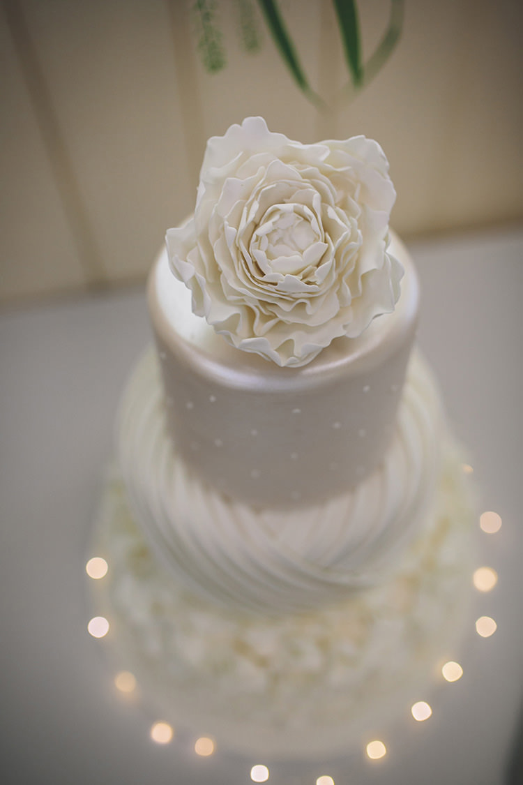 White Rose Cake Iced Darling Pale Pastels Conservatory Wedding http://storyandcolour.co.uk/