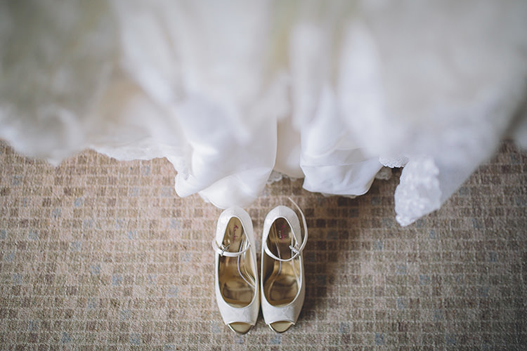 Darling Pale Pastels Conservatory Wedding http://storyandcolour.co.uk/