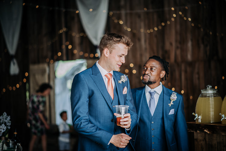 Rustic Farm Barn DIY Wedding http://www.kazooieloki.co.uk/