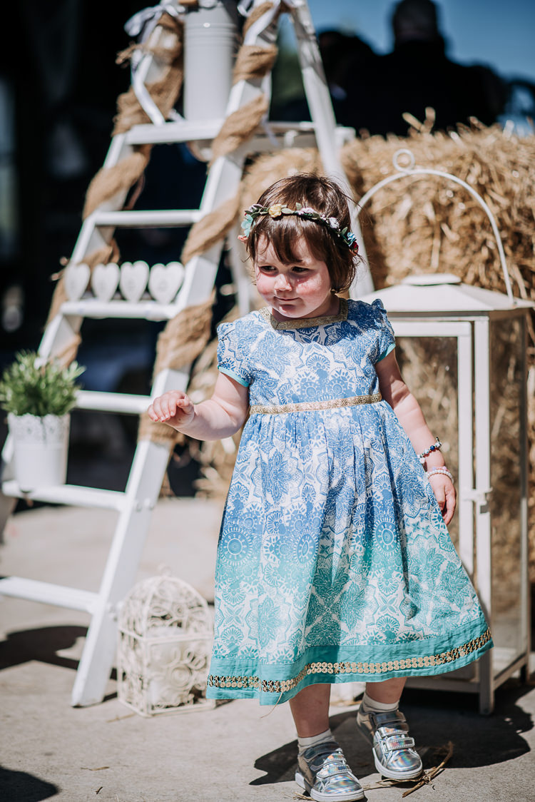 Flower Girl Crown Circlet Rustic Farm Barn DIY Wedding http://www.kazooieloki.co.uk/