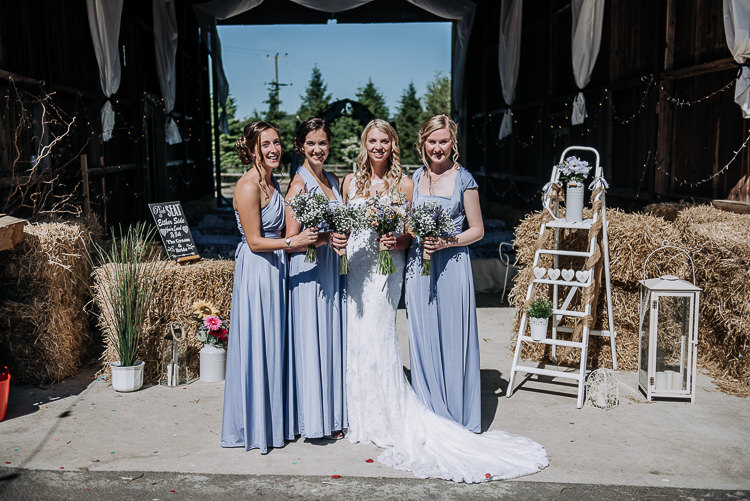 Rustic Farm Barn DIY Wedding http://www.kazooieloki.co.uk/