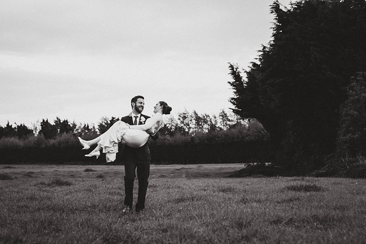 Burgundy Blush Minimal Elegant Barn Wedding http://www.rosshurley.com/