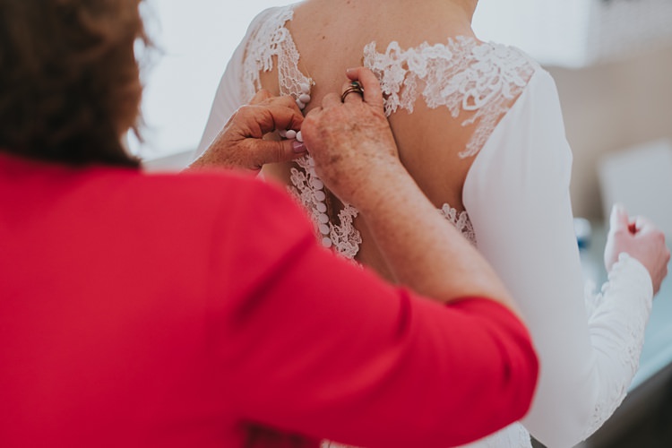 Burgundy Blush Minimal Elegant Barn Wedding http://www.rosshurley.com/