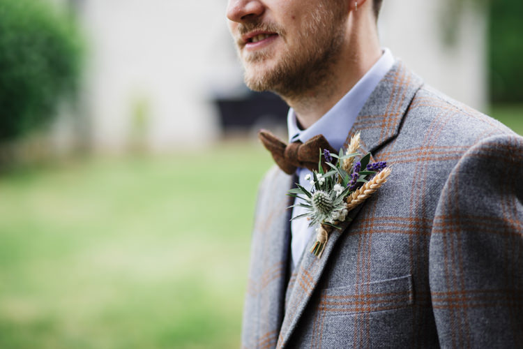 Bow Tie Groom Tweed Suit Wheat Thistle Buttonhole Camp Festival Style Chilled Wedding http://www.memoriesmilestones.co.uk/