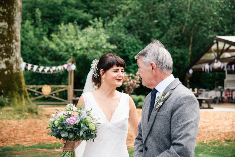 Camp Festival Style Chilled Wedding http://www.memoriesmilestones.co.uk/