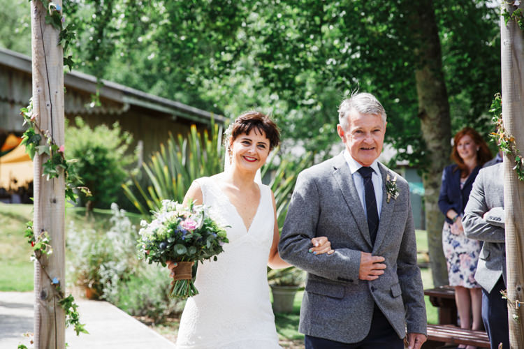 Camp Festival Style Chilled Wedding http://www.memoriesmilestones.co.uk/