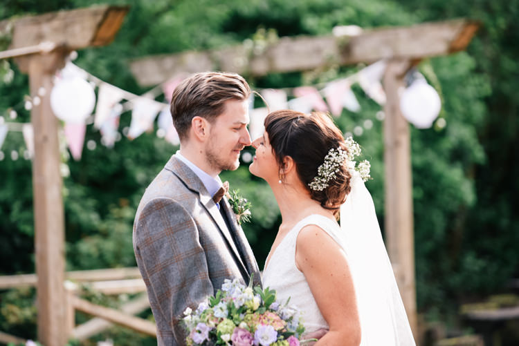 Camp Festival Style Chilled Wedding http://www.memoriesmilestones.co.uk/