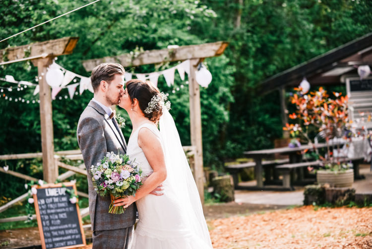 Camp Festival Style Chilled Wedding http://www.memoriesmilestones.co.uk/