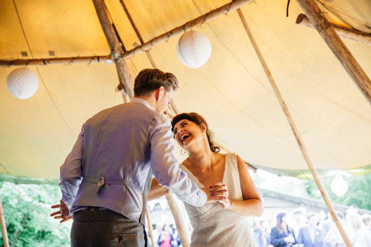 Camp Festival Style Chilled Wedding http://www.memoriesmilestones.co.uk/