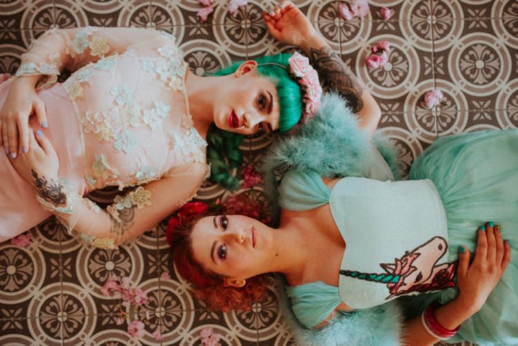 Retro Kitsch Pastel Mint Pink Wedding Ideas http://www.beckyryanphotography.co.uk/