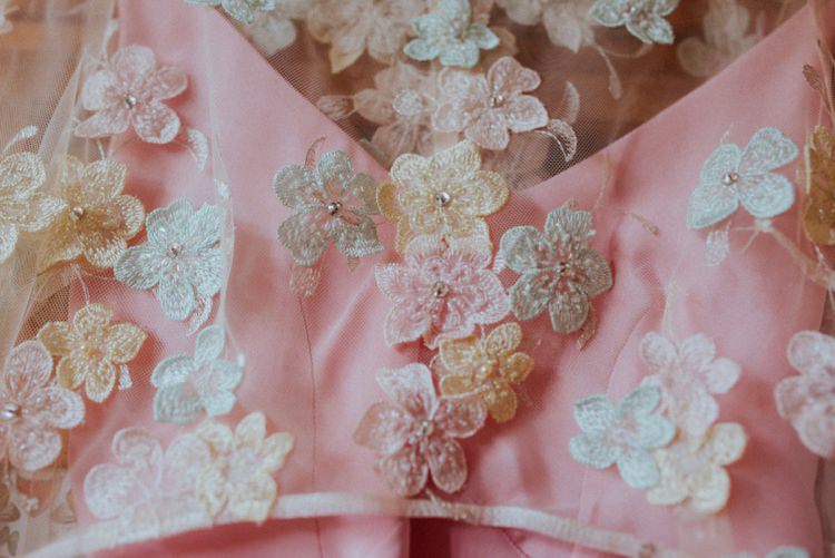 Retro Kitsch Pastel Mint Pink Wedding Ideas http://www.beckyryanphotography.co.uk/