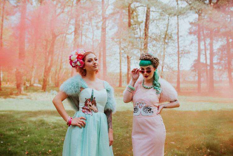 Retro Kitsch Pastel Mint Pink Wedding Ideas http://www.beckyryanphotography.co.uk/