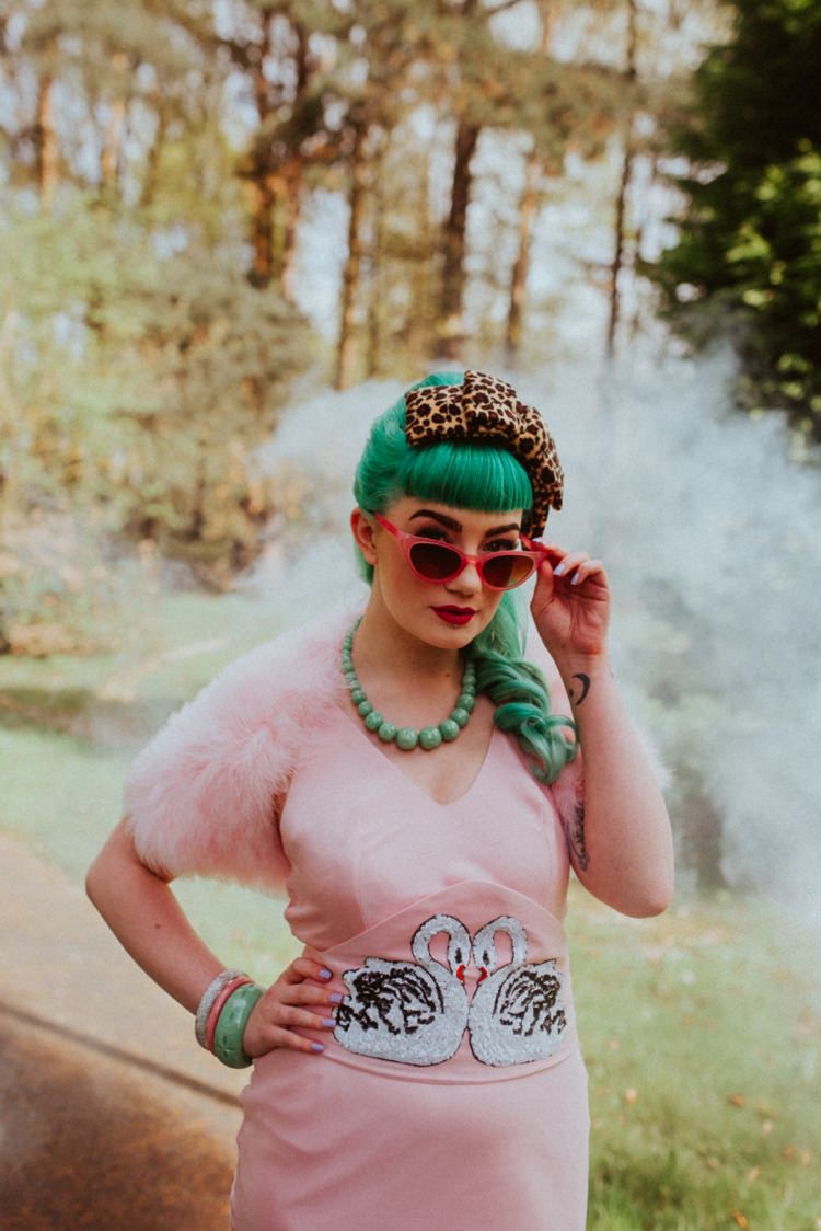 Sunglassses Bride Bridal Accessory Pink Swan Dress Gown Retro Kitsch Pastel Mint Pink Wedding Ideas http://www.beckyryanphotography.co.uk/