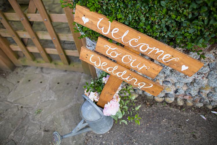 Wooden Welcome Sign Watering Can Country Rustic Picnic Marquee Wedding https://www.binkynixon.com/