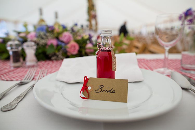 Place Name Luggage Tag Setting Mini Bottle Favours Country Rustic Picnic Marquee Wedding https://www.binkynixon.com/