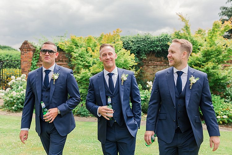 Pretty Light English Country Garden Wedding http://kerriemitchell.co.uk/