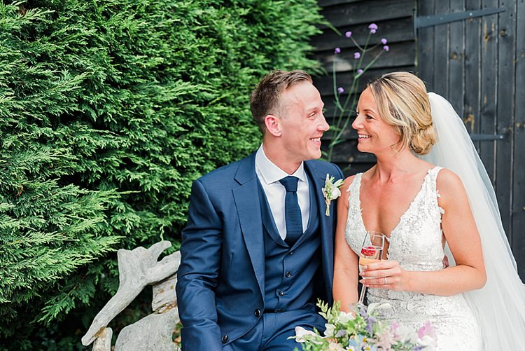 Pretty Light English Country Garden Wedding http://kerriemitchell.co.uk/