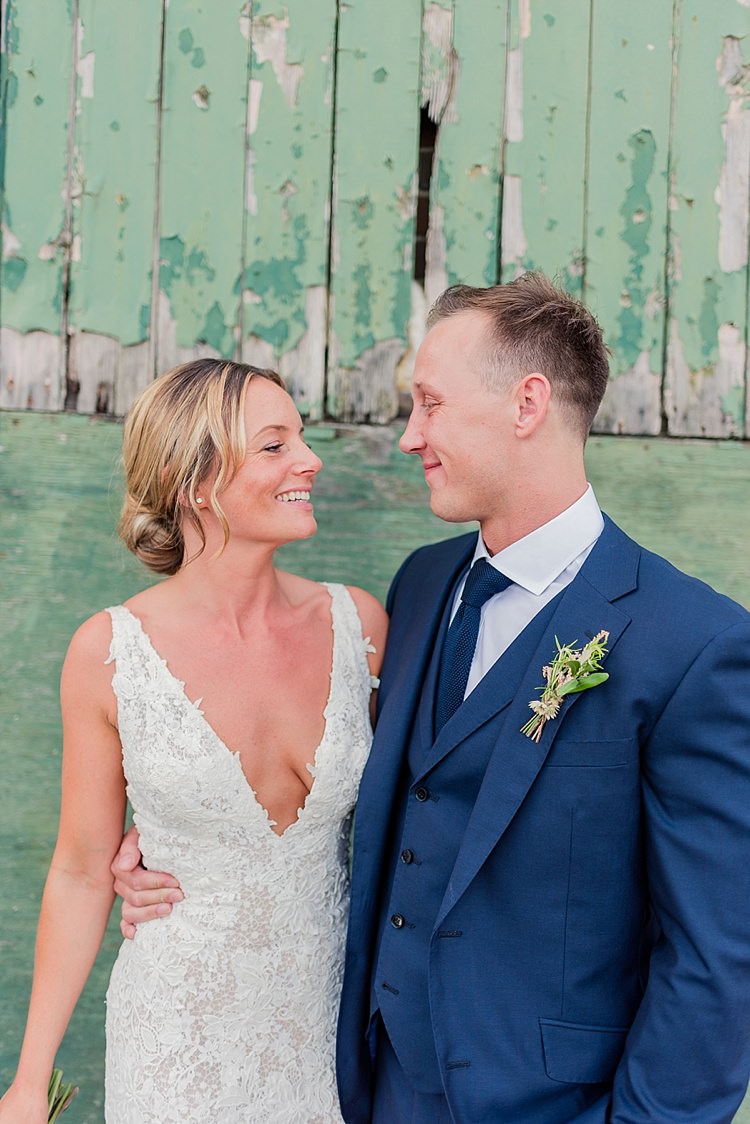 Pretty Light English Country Garden Wedding http://kerriemitchell.co.uk/