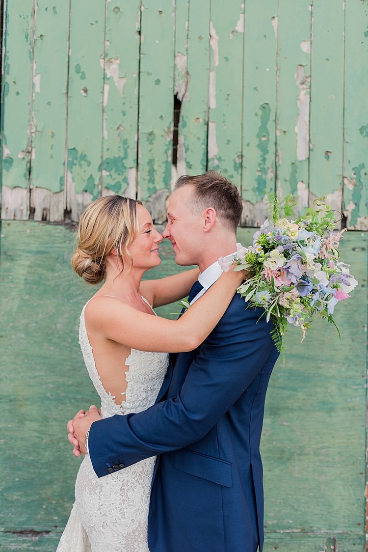 Pretty Light English Country Garden Wedding http://kerriemitchell.co.uk/