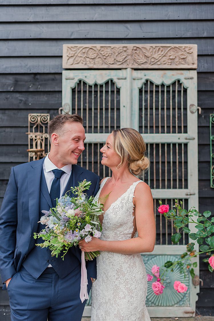 Pretty Light English Country Garden Wedding http://kerriemitchell.co.uk/