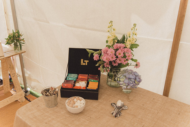 Tea Coffee Stand Drinks Station DIY Rustic Woodland Marquee Wedding http://www.rebeccadouglas.co.uk/