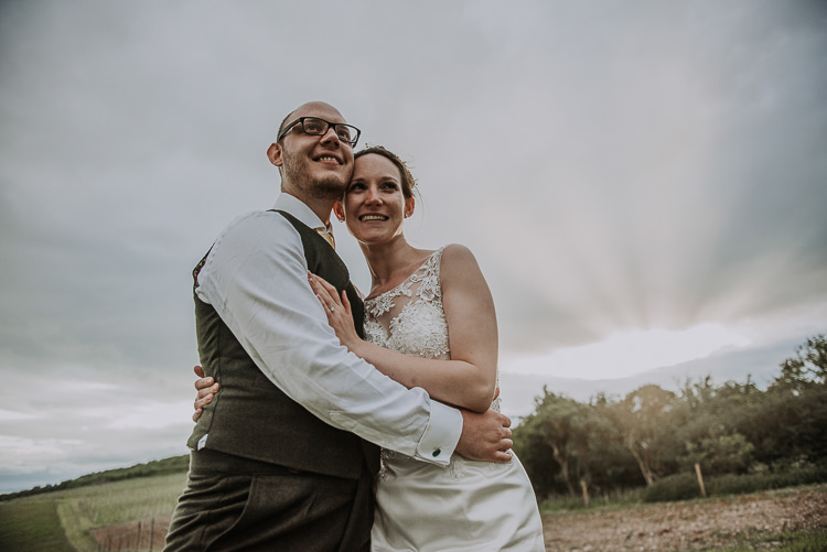 DIY Outdoor Tipi Vineyard Wedding http://www.kazooieloki.co.uk/