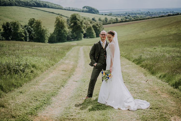 DIY Outdoor Tipi Vineyard Wedding http://www.kazooieloki.co.uk/