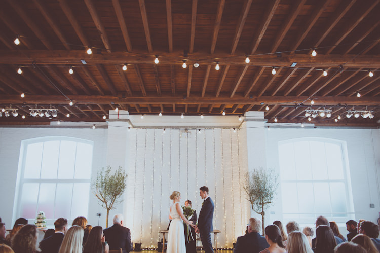 Urban Industrial Chic Warehouse Wedding http://sashaweddings.co.uk/