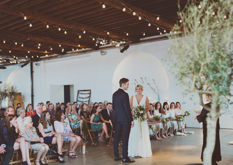 Urban Industrial Chic Warehouse Wedding http://sashaweddings.co.uk/