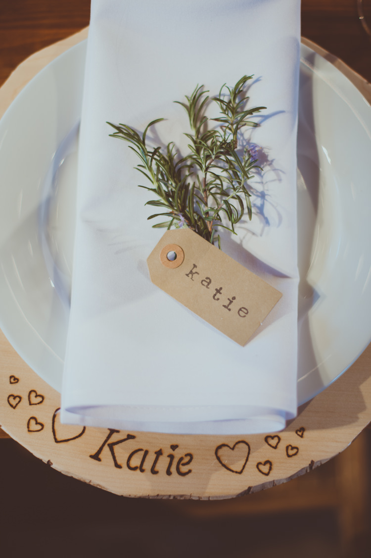 Place Setting Personalised Log Rosemary Luggage Tag Urban Industrial Chic Warehouse Wedding http://sashaweddings.co.uk/
