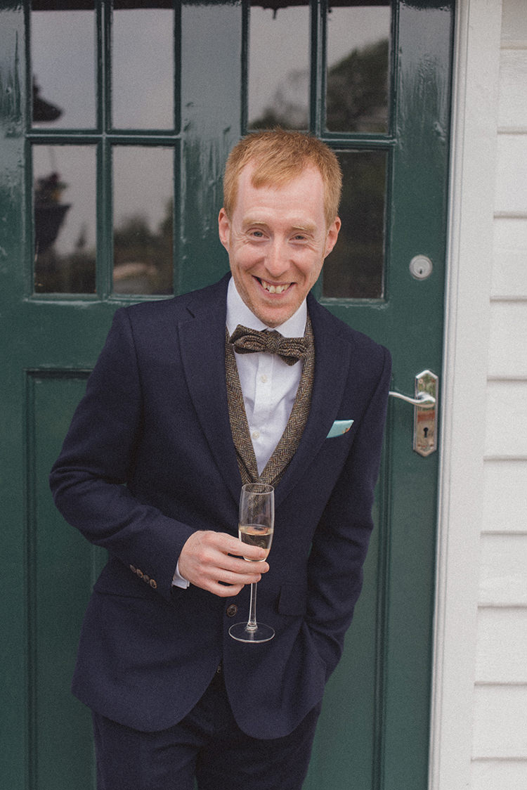 Tweed Bow Tie Navy Suit Groom Style Attire Relaxed Home Made Love Barn Wedding http://www.rebeccadouglas.co.uk/