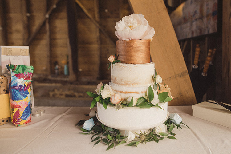 Buttercream Gold Cake Flowers Relaxed Home Made Love Barn Wedding http://www.rebeccadouglas.co.uk/