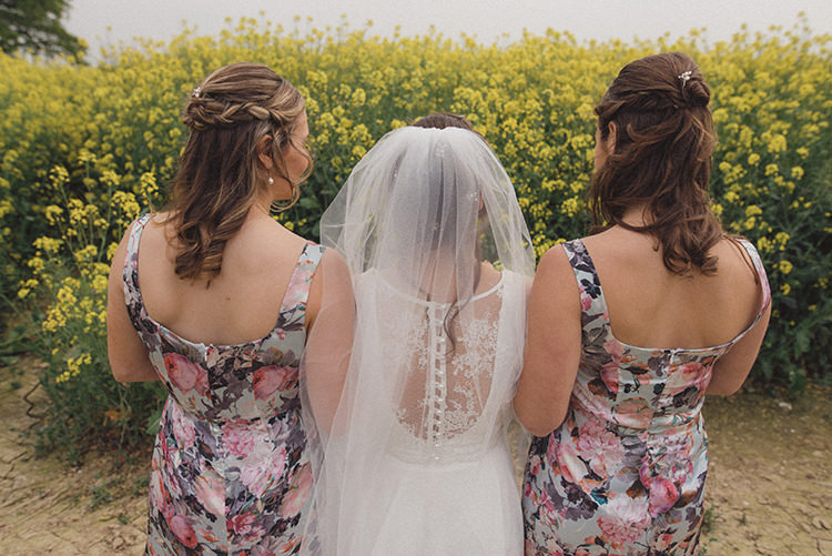 Relaxed Home Made Love Barn Wedding http://www.rebeccadouglas.co.uk/