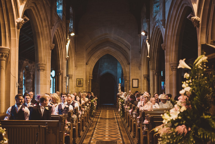 Enchanting Woods Inspired Country Wedding http://alexapenberthy.com/