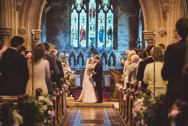 Enchanting Woods Inspired Country Wedding http://alexapenberthy.com/