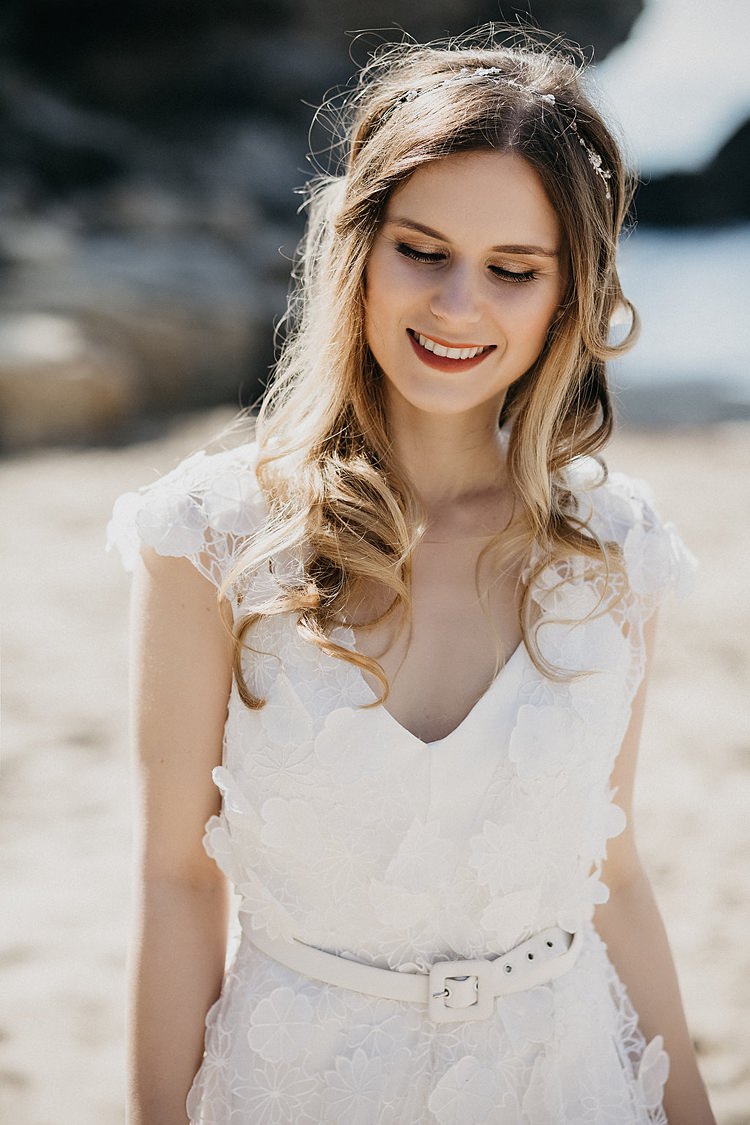 Bride Beach Belt Whimsical Greenery Wedding Ideas Sea http://eglejo.lt/