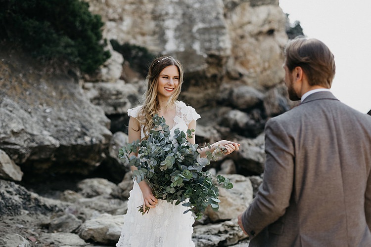 Bride Groom Rocks Beach Whimsical Greenery Wedding Ideas Sea http://eglejo.lt/