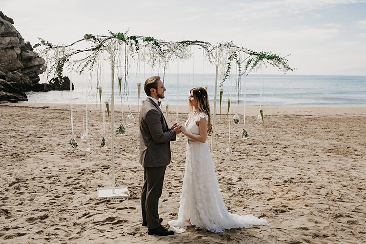 Bride Groom Ceremony Beach Ribbons Whimsical Greenery Wedding Ideas Sea http://eglejo.lt/