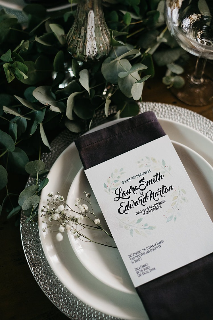 Place Setting Whimsical Greenery Wedding Ideas Sea http://eglejo.lt/