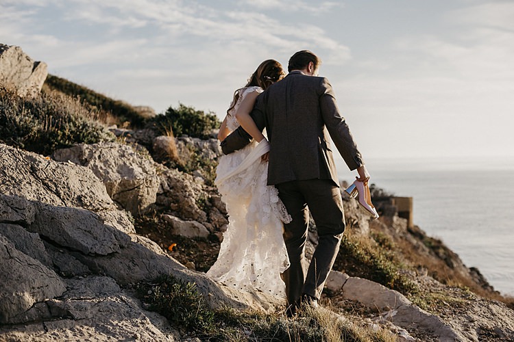 Bride Groom Walk Rocks Whimsical Greenery Wedding Ideas Sea http://eglejo.lt/